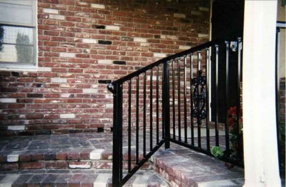 Handrail with Pickets 1