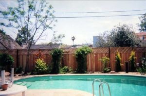 Butted Redwood Fence with Lattice Top